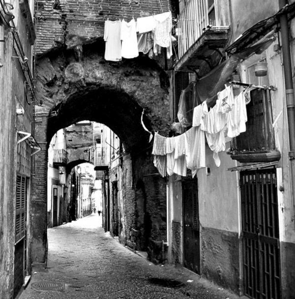 Vecchia Napoli - Anticaglia Apartment ภายนอก รูปภาพ