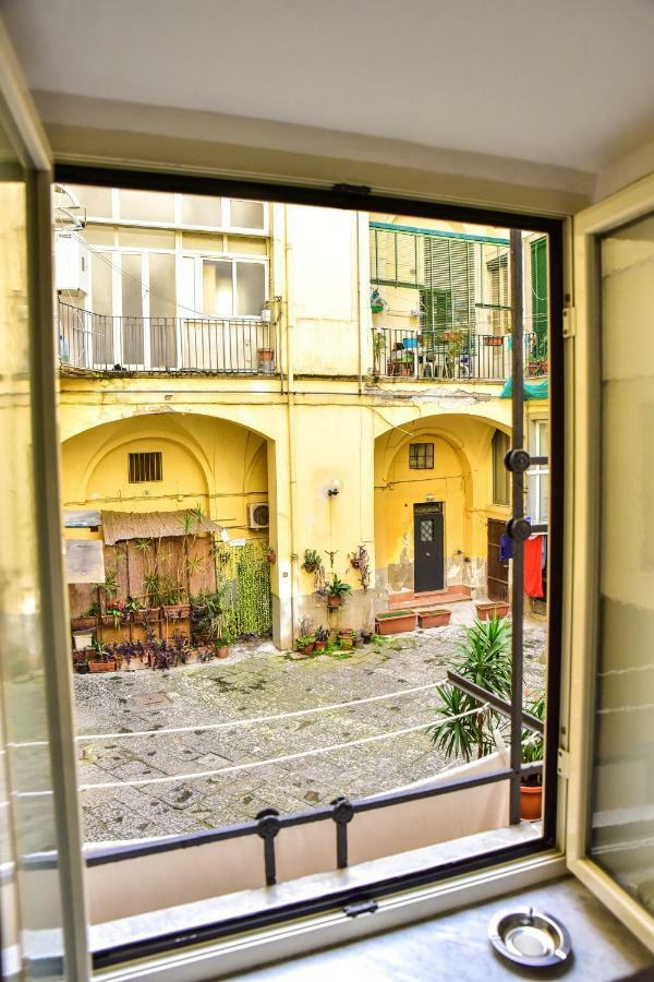 Vecchia Napoli - Anticaglia Apartment ภายนอก รูปภาพ